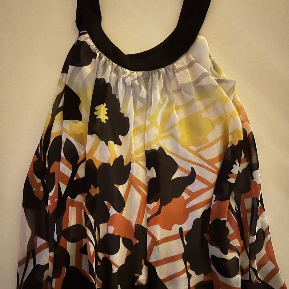 Beautiful ECI New York top.